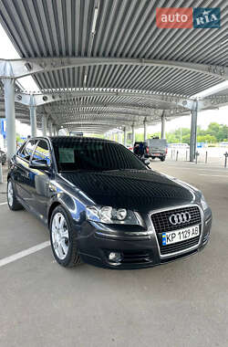 Хэтчбек Audi A3 2006 в 