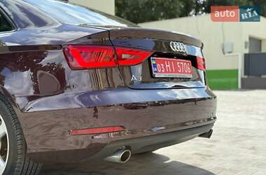 Седан Audi A3 2015 в 