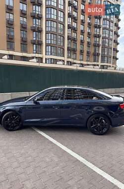 Седан Audi A3 2020 в 