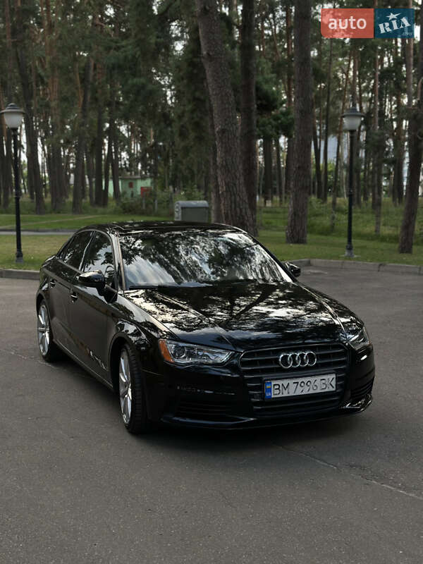 Седан Audi A3 2015 в Чернигове