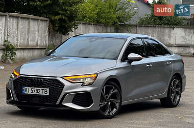 Седан Audi A3 2022 в 