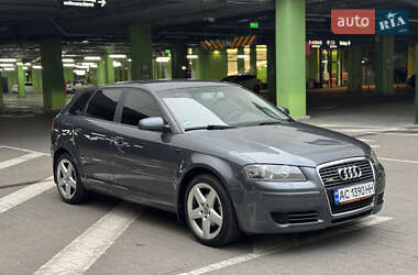 Хэтчбек Audi A3 2005 в 