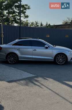 Седан Audi A3 2015 в 