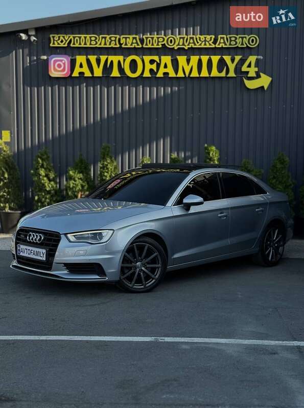 Седан Audi A3 2015 в 