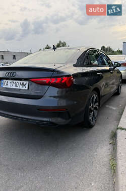Седан Audi A3 2021 в 