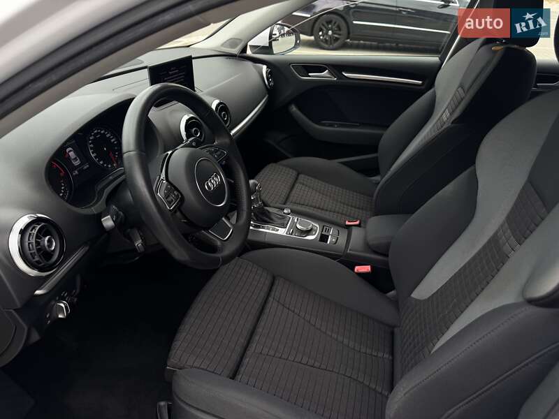Седан Audi A3 2013 в Києві