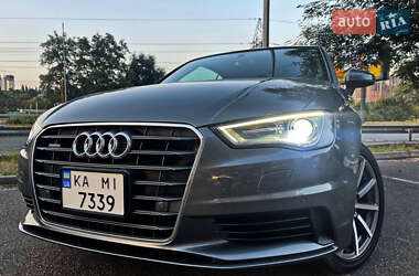 Кабриолет Audi A3 2016 в 