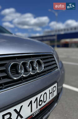 Хетчбек Audi A3 2003 в 
