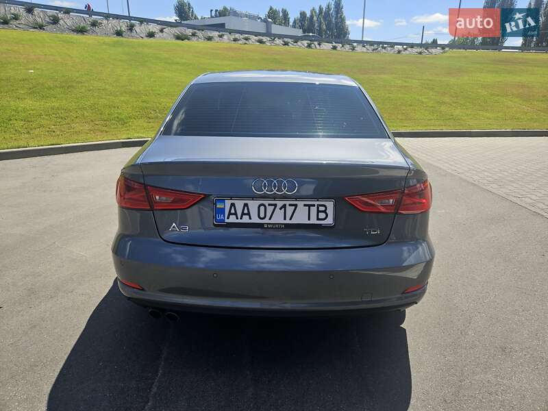 Седан Audi A3 2016 в Києві
