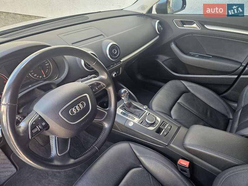 Седан Audi A3 2016 в Києві