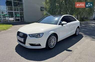 Седан Audi A3 2014 в 