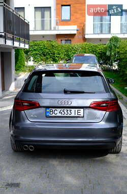 Хэтчбек Audi A3 2016 в 
