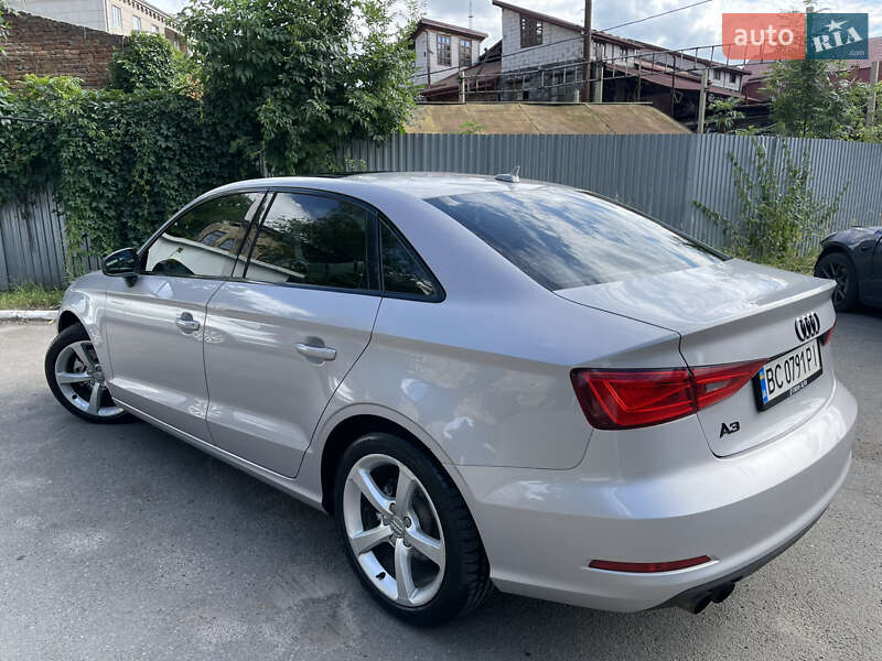 Седан Audi A3 2014 в Львові
