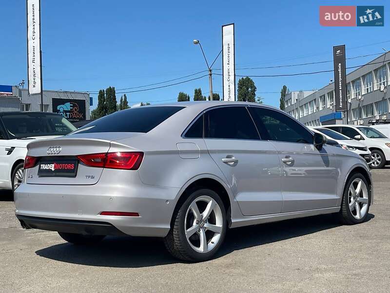 Седан Audi A3 2013 в Києві