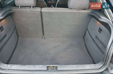 Хэтчбек Audi A3 2002 в 