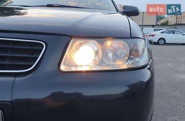 Хэтчбек Audi A3 2002 в 