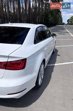 Седан Audi A3 2015 в 