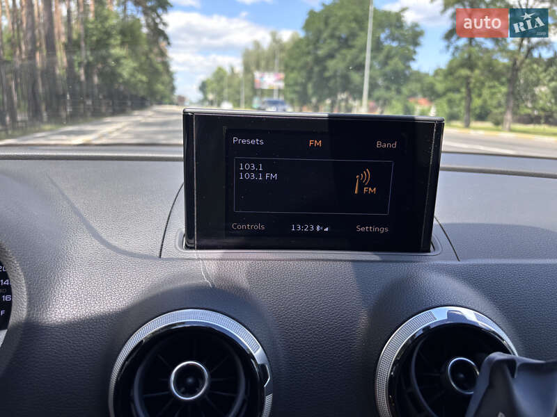 Седан Audi A3 2015 в Києві