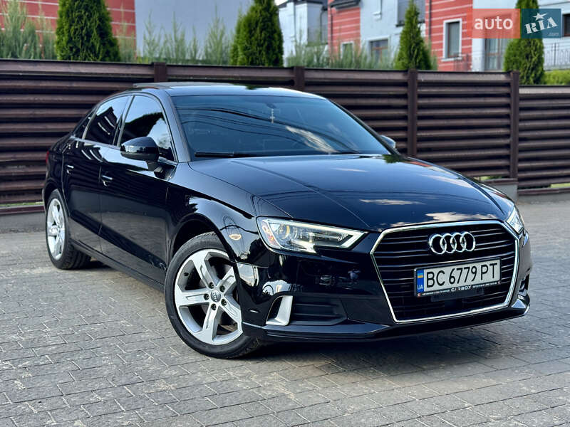 Седан Audi A3 2017 в 