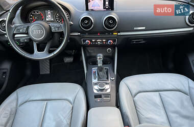 Седан Audi A3 2018 в 