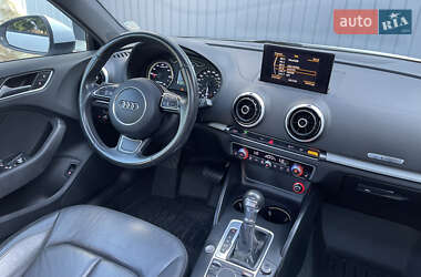 Хэтчбек Audi A3 2016 в 