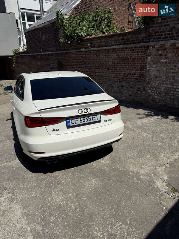 Седан Audi A3 2015 в Черновцах
