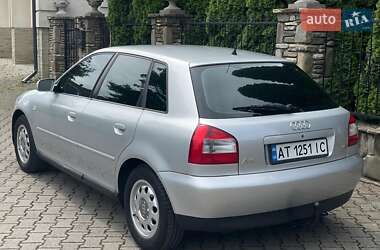 Хетчбек Audi A3 2002 в 