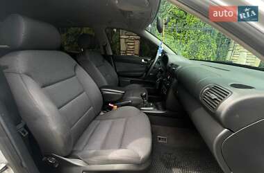 Хетчбек Audi A3 2002 в 