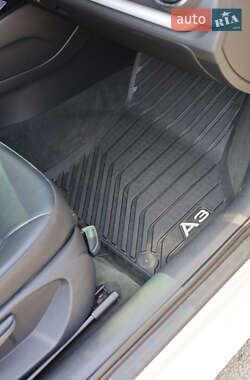 Седан Audi A3 2014 в 