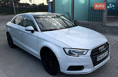 Седан Audi A3 2014 в 