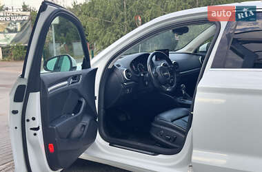 Седан Audi A3 2014 в 