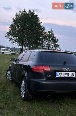 Хетчбек Audi A3 2004 в 