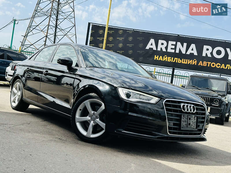 Седан Audi A3 2015 в Харькове