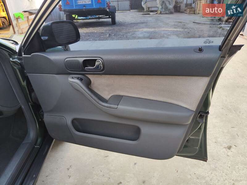 Хэтчбек Audi A3 1999 в Киеве