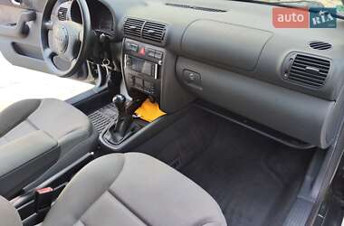 Хетчбек Audi A3 1999 в 