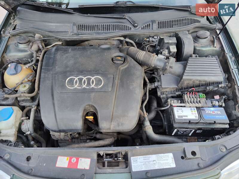 Хэтчбек Audi A3 1999 в Киеве