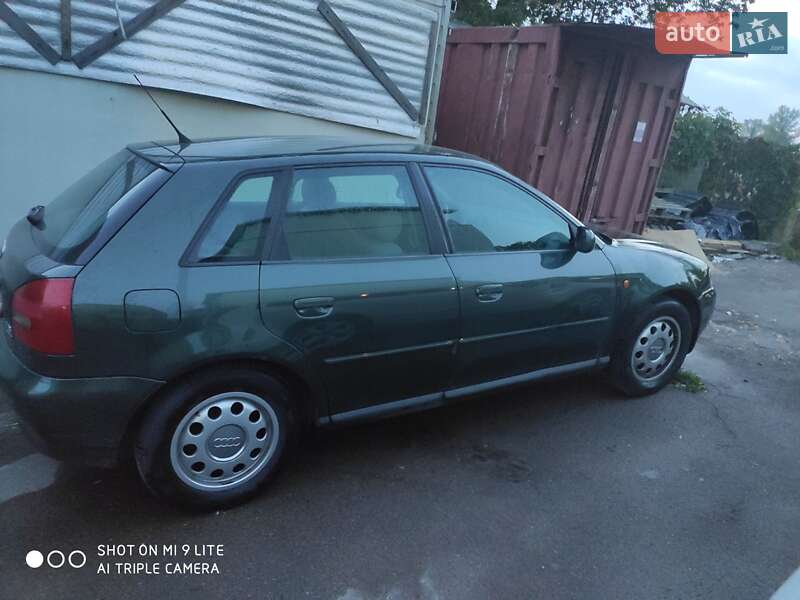 Хэтчбек Audi A3 1999 в Киеве