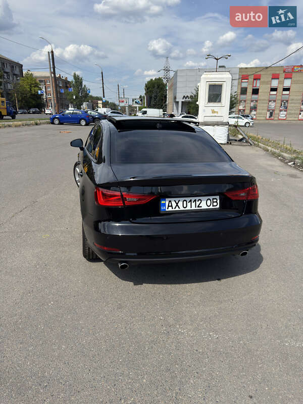 Седан Audi A3 2016 в Днепре