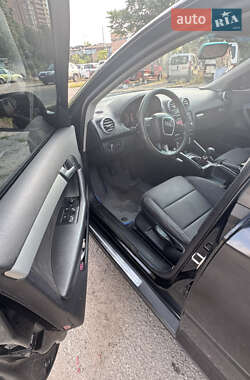 Хэтчбек Audi A3 2009 в 