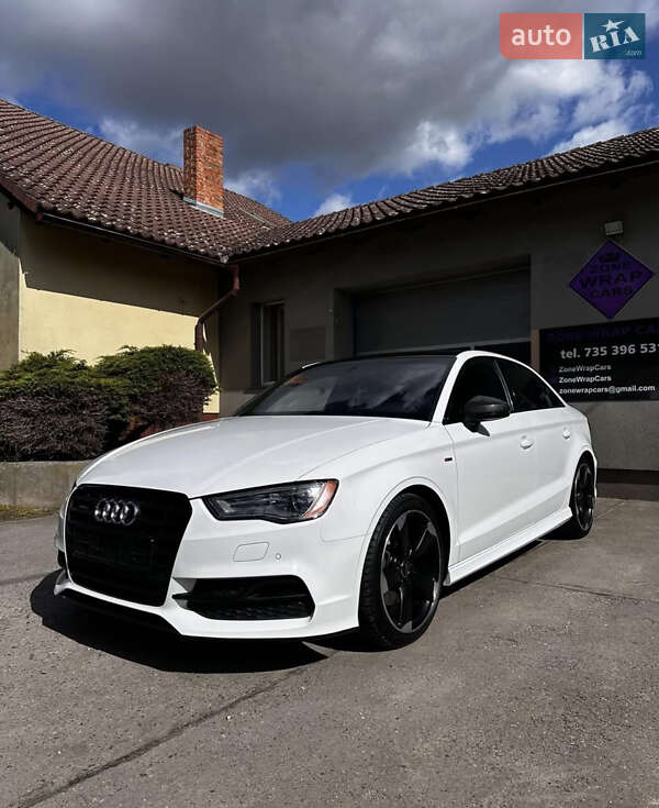 Седан Audi A3 2015 в 
