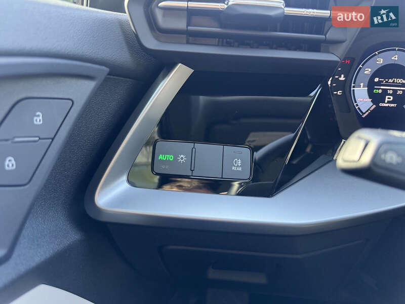 Седан Audi A3 2022 в Львове