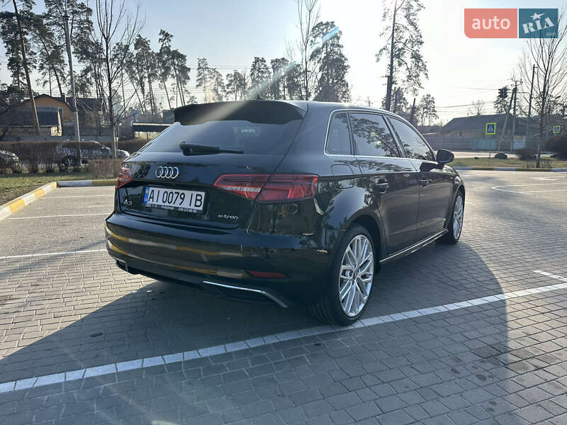Хэтчбек Audi A3 2017 в Киеве