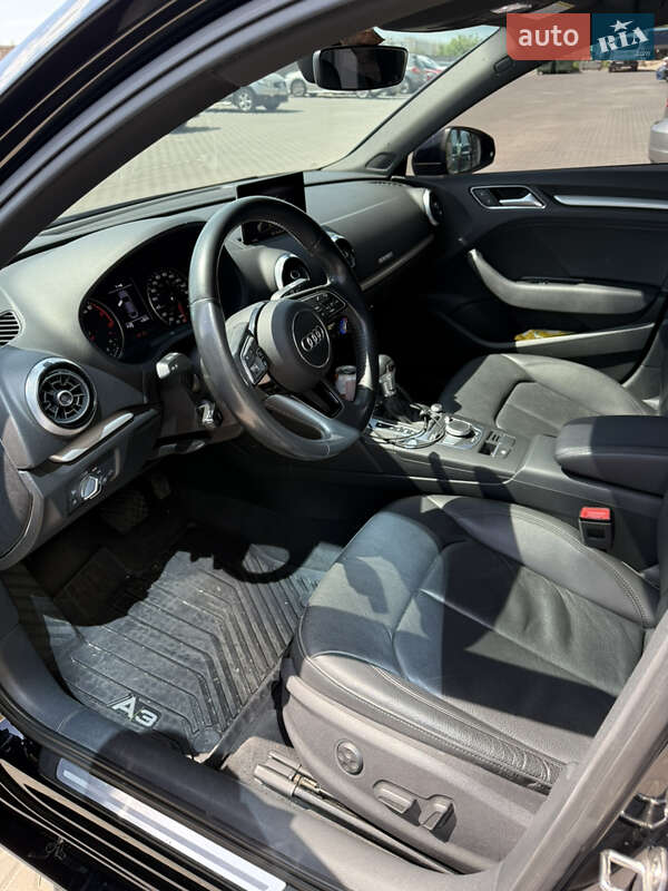 Седан Audi A3 2017 в Києві