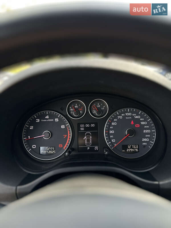 Хэтчбек Audi A3 2011 в Луцке
