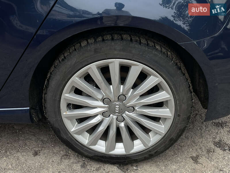 Хэтчбек Audi A3 2017 в Львове