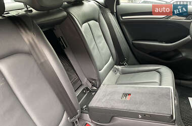 Хэтчбек Audi A3 2017 в 