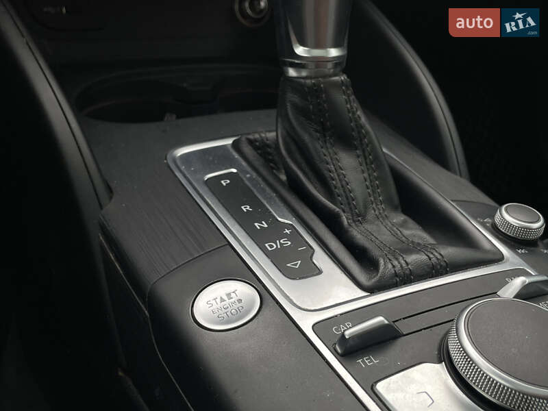 Хэтчбек Audi A3 2017 в Львове