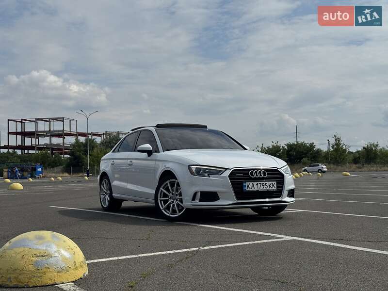 Седан Audi A3 2017 в Києві