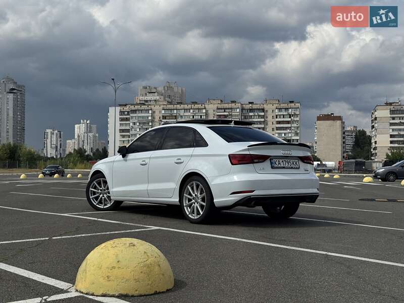 Седан Audi A3 2017 в Києві