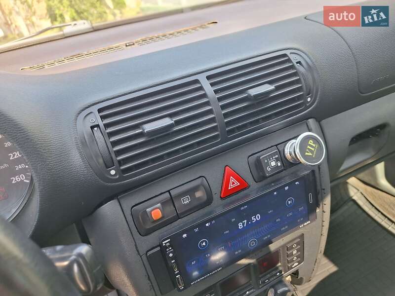 Хетчбек Audi A3 1997 в Чернівцях